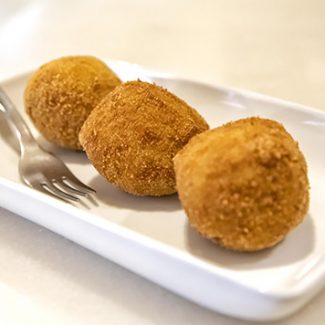 A plate of croquetas, please!