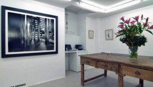 La Fresh Gallery, en la calle Conde de Aranda, es una de las galerías de arte más modernas de la ciudad.