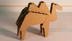 Animales de cartón o de madera. Esta es la divertida propuesta de Arca de Pallet.
