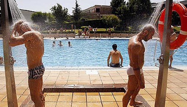 La piscina de Lago, en la Casa de Campo, es una de las más concurridas de Madrid.