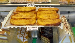 Irresistibles. Así son las torrijas de leche clásicas de La Mallorquina, en la Puerta del Sol.