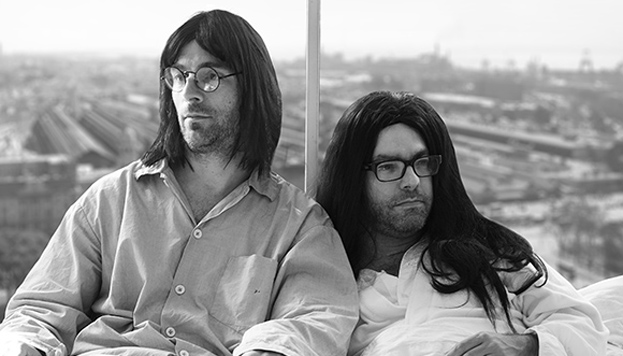 ¿John Lennon y Yoko Ono? ¿O Kevin Johansen y Liniers?