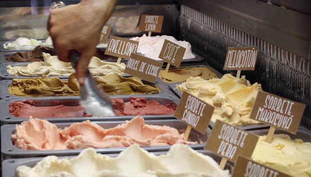 ¿Qué sabor te gusta más? En Mistura 'amasan' el helado especialmente para ti. Espectacular.